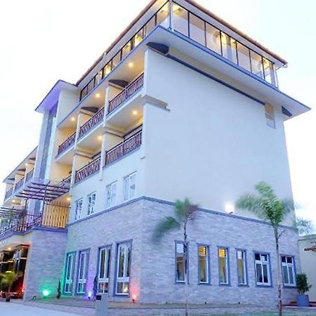 Hotel Glory Garden Pokhara Luaran gambar