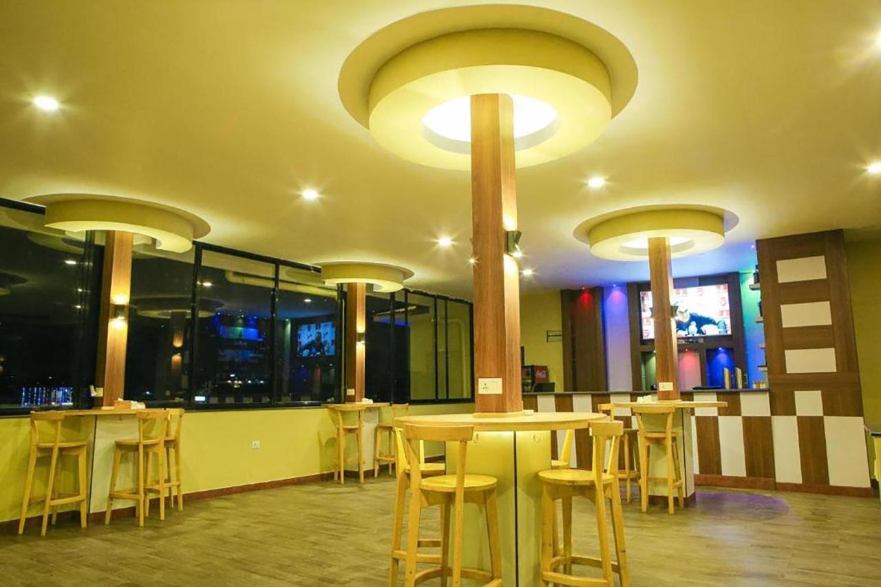 Hotel Glory Garden Pokhara Luaran gambar