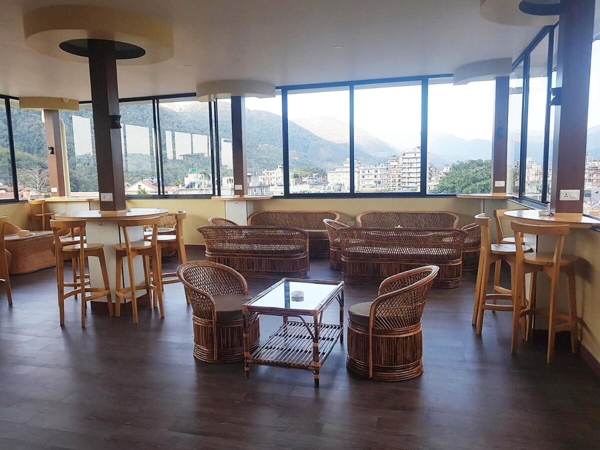Hotel Glory Garden Pokhara Luaran gambar