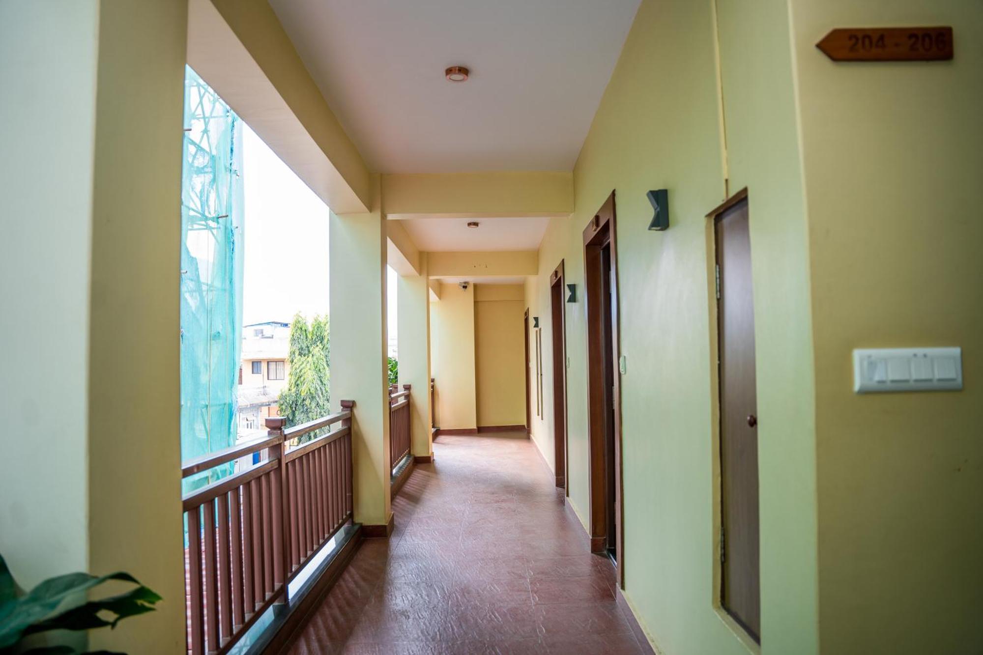 Hotel Glory Garden Pokhara Luaran gambar