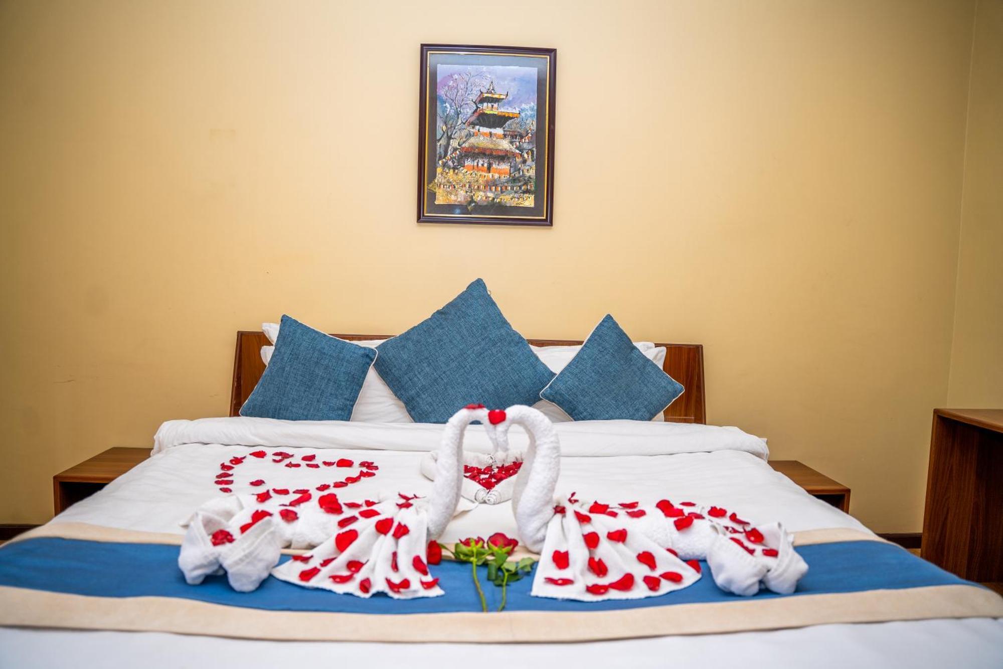 Hotel Glory Garden Pokhara Luaran gambar