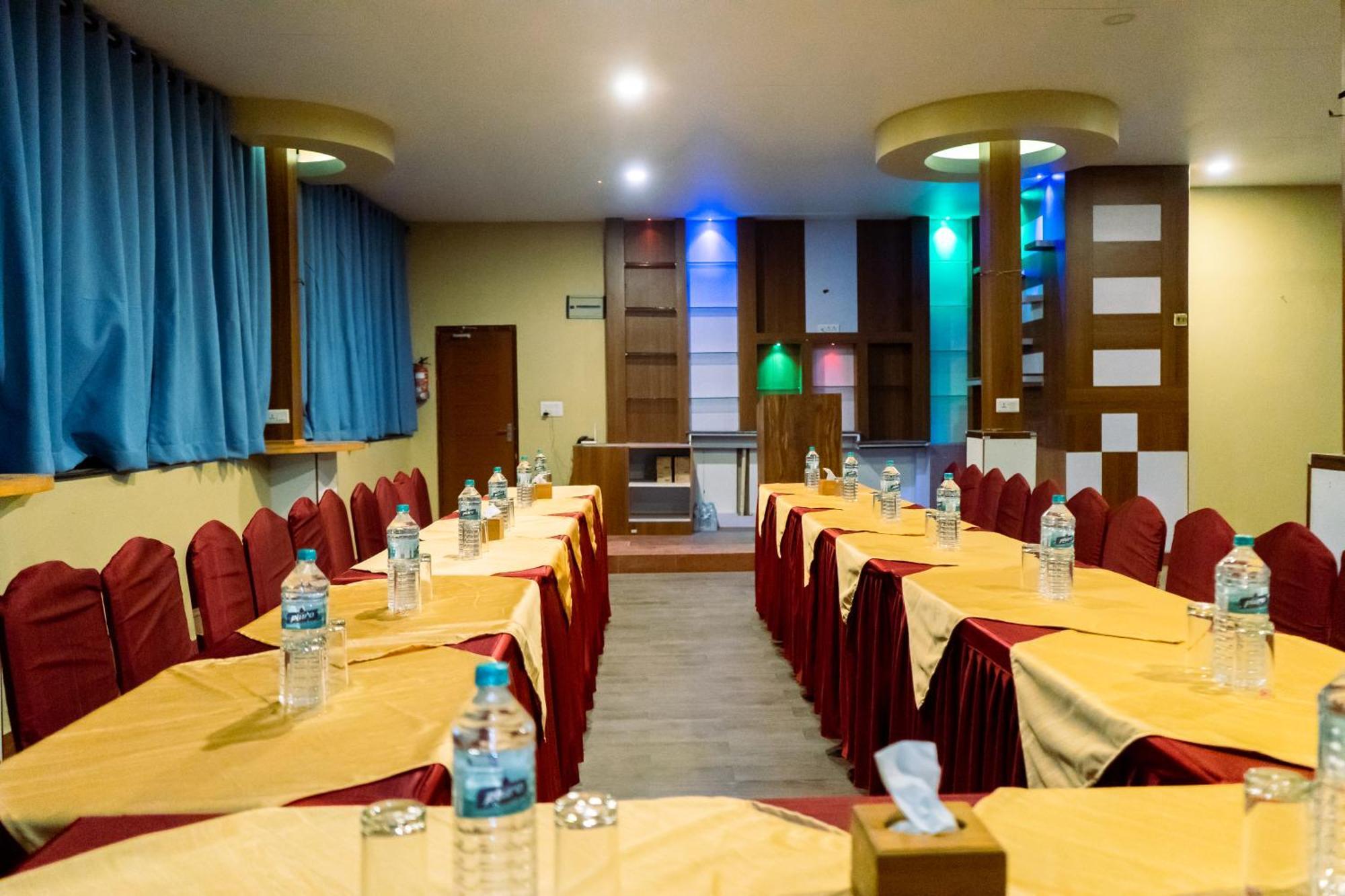 Hotel Glory Garden Pokhara Luaran gambar