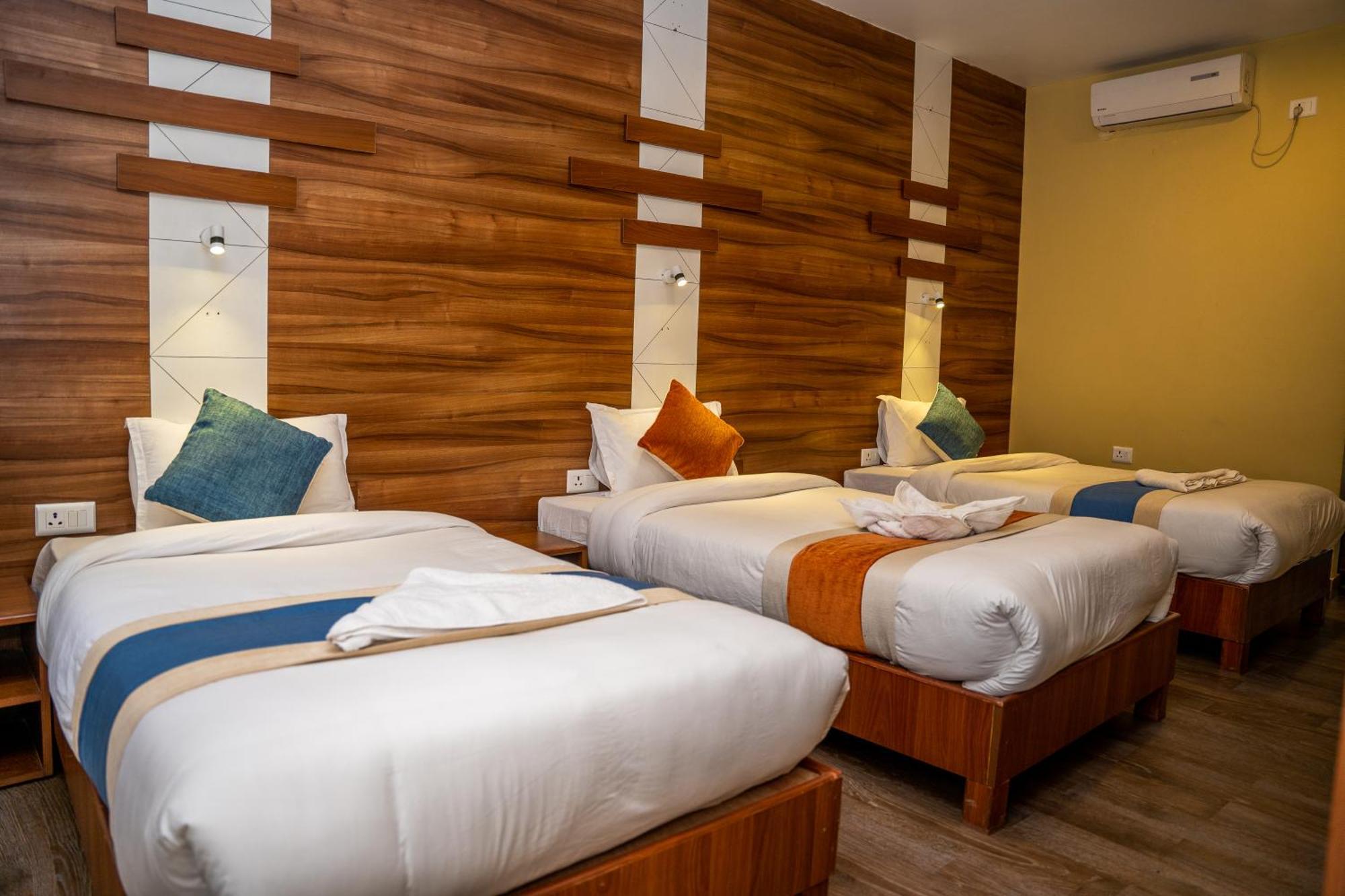 Hotel Glory Garden Pokhara Bilik gambar